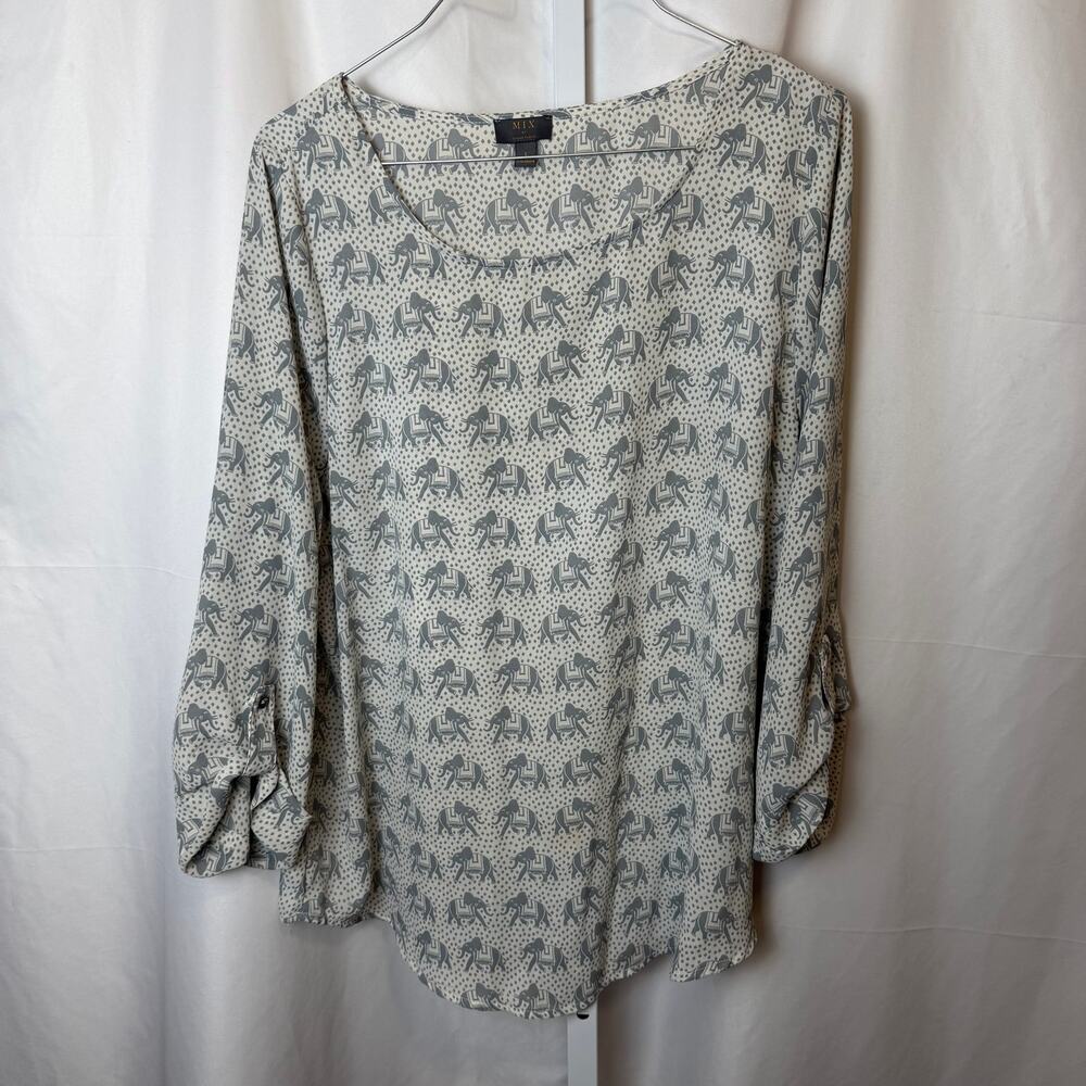 MIX by 41‎ Hawthorn Elephant Print Blouse L Gray Boho Roll Tab Sleeve Quirky